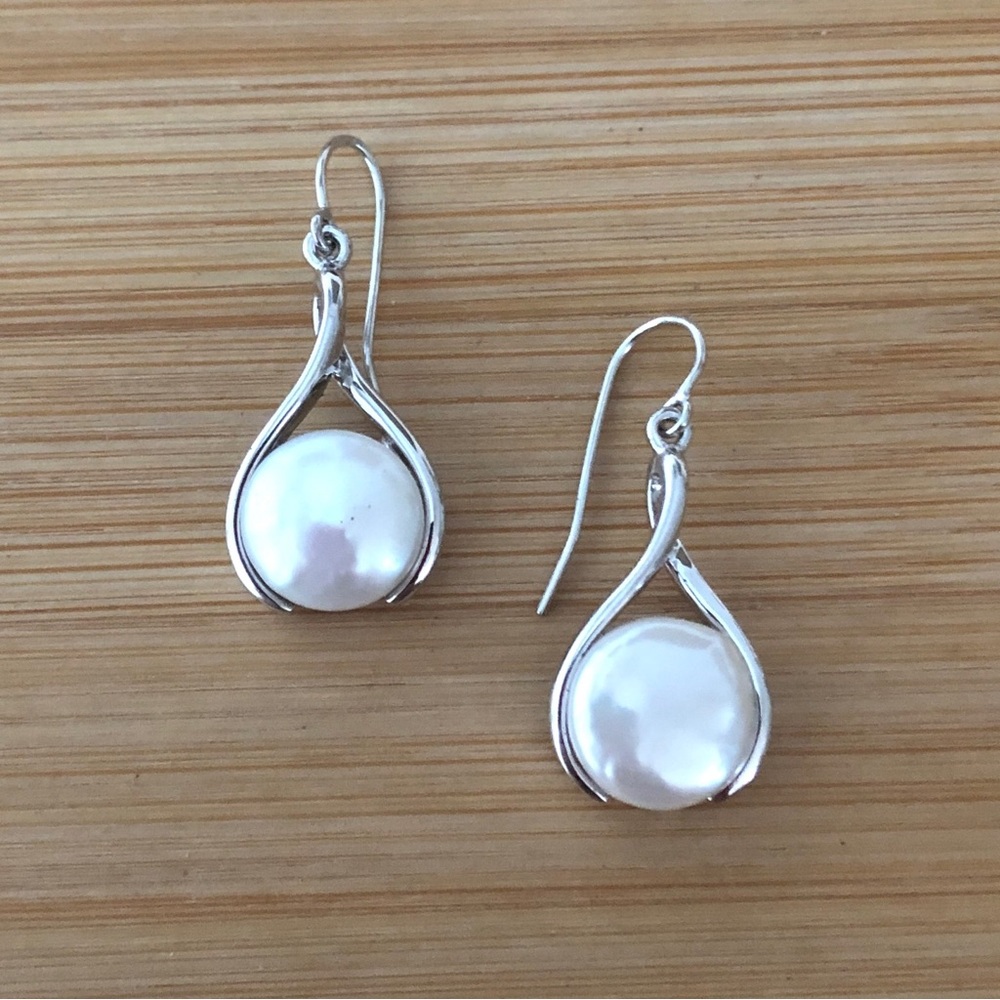 $42 Designer Estate Pearl Earrings Sterling Silver Designer Marked 925 CHINA - Picture 5 of 6